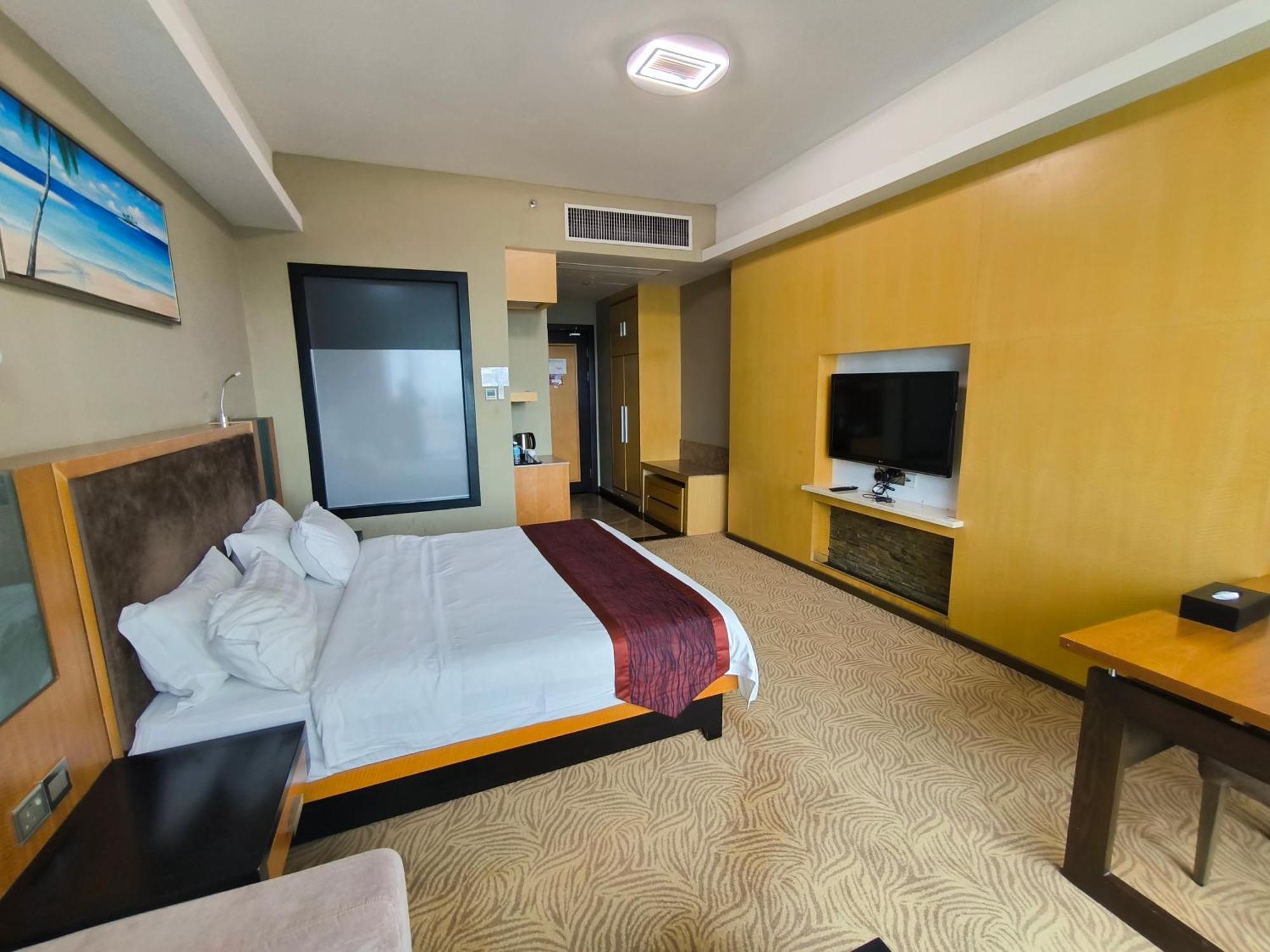 Meritz Hotel Miri Extérieur photo
