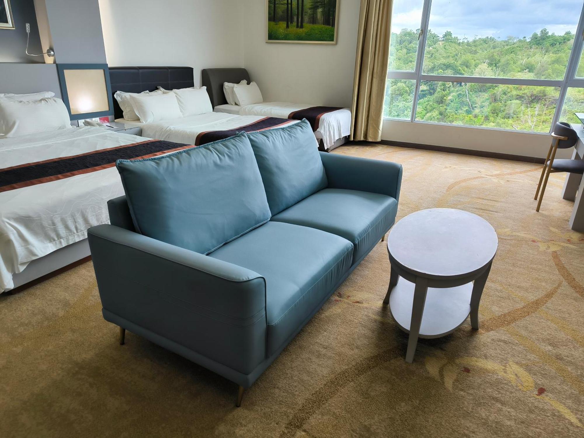 Meritz Hotel Miri Extérieur photo