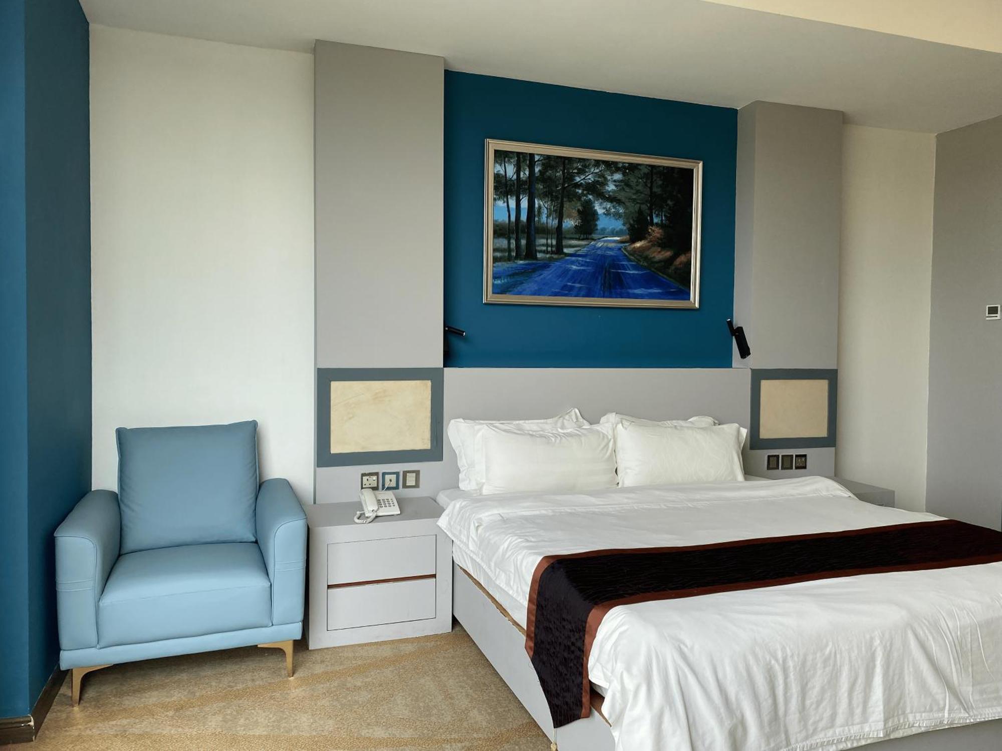 Meritz Hotel Miri Extérieur photo