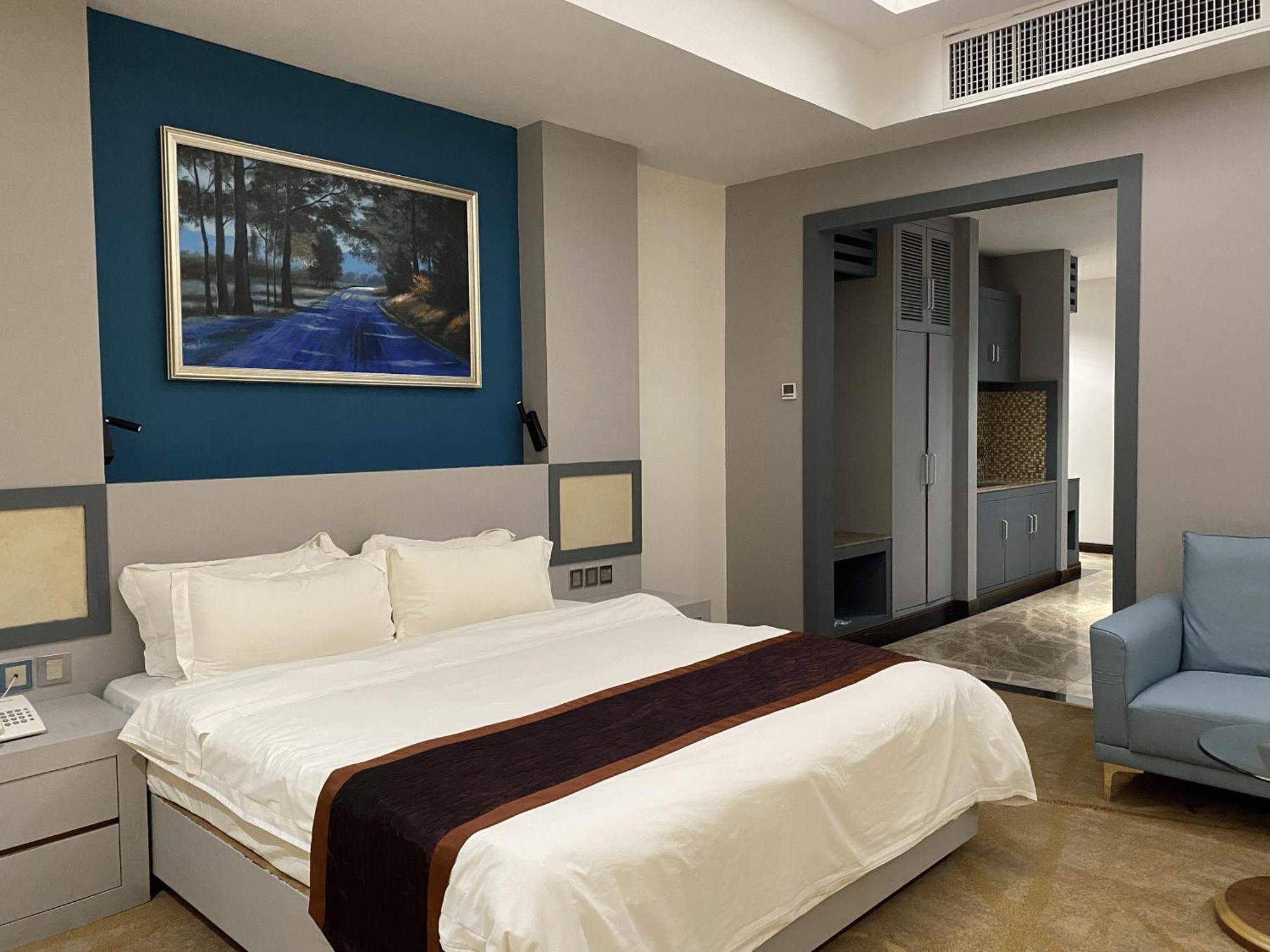 Meritz Hotel Miri Extérieur photo